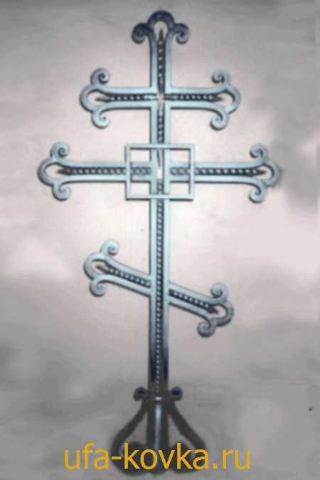 Фотографии кованых крестов